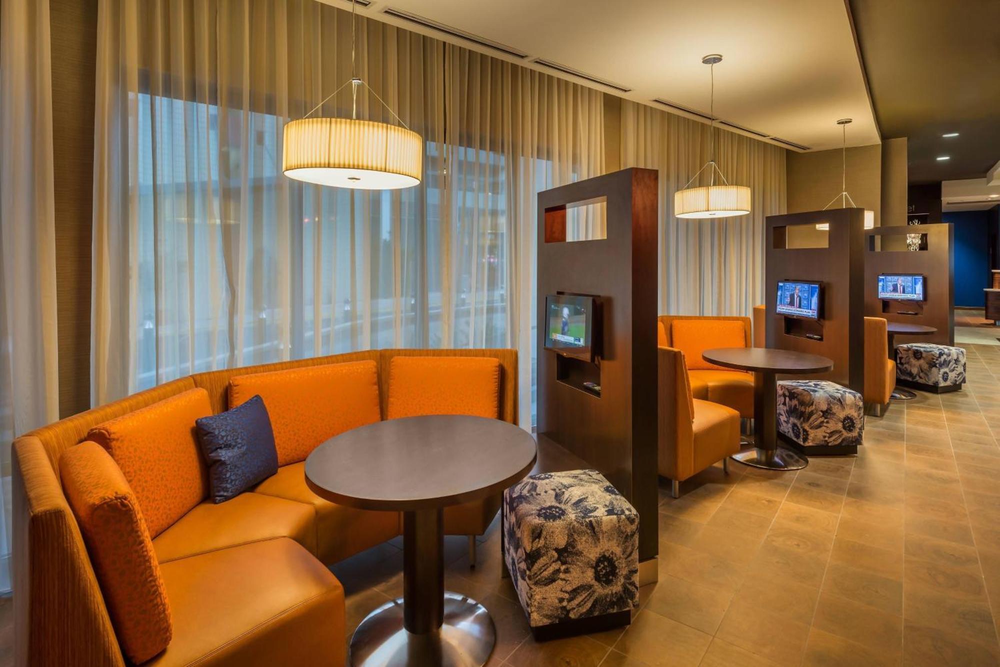 Courtyard By Marriott Reno Downtown/Riverfront Екстер'єр фото
